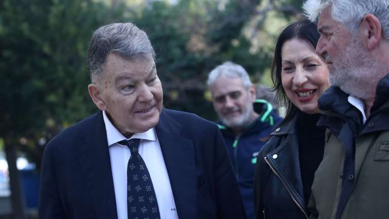 Αλέξης Κούγιας: Η μάχη με τον καρκίνο, η επέμβαση και τα σχόλια που προκάλεσαν την έκρηξη του γιου του