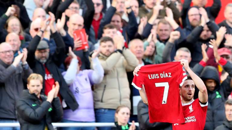 Τέλος στο θρίλερ της απαγωγής των γονιών του παίκτη της Λίβερπουλ - Τους απελευθέρωσε η αστυνομία - Νεκροί οι απαγωγείς