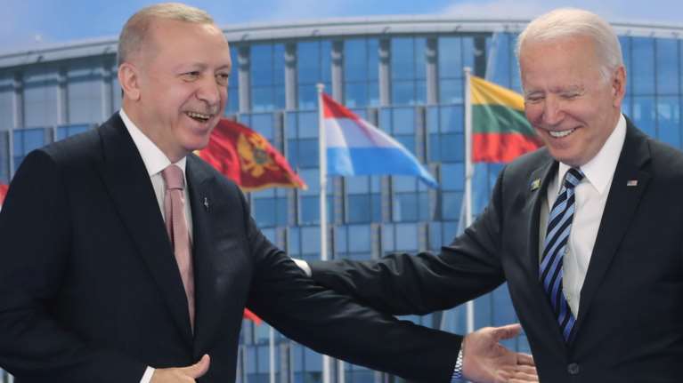 Τετ α τετ Μπάιντεν - Ερντογάν: &quot;Είχαμε μία καλή συνάντηση&quot; - &quot;Δεν υπάρχει θέμα που δεν μπορεί να επιλυθεί&quot;