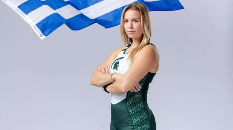 Πυροβολισμοί σε Πανεπιστήμιο των ΗΠΑ: Η μαρτυρία 23χρονης Ελληνίδας φοιτήτριας- "Πανικοβληθήκαμε, μπήκαμε στο μπάνιο"