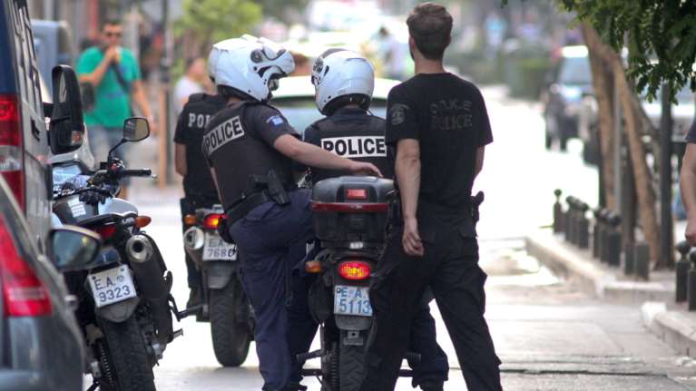 Θεσσαλονίκη: Δύο συλλήψεις για ληστεία ανήλικου στο κέντρο της πόλης - Οπαδικά τα κίνητρα