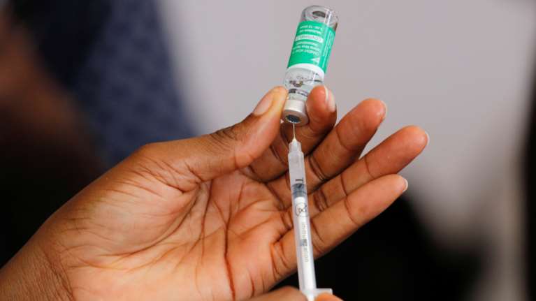 Νέα έρευνα: Το εμβόλιο Johnson &amp; Johnson λιγότερο αποτελεσματικό σε σχέση με της Pfizer - 5πλάσιος κίνδυνος νοσηλείας