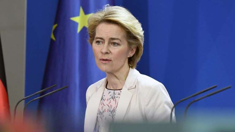 Φον ντερ Λάιεν: Διπλά συγχαρητήρια στην Ελλάδα για τα 40 χρόνια στην ΕΕ και τα 200 από την Επανάσταση του &#39;21