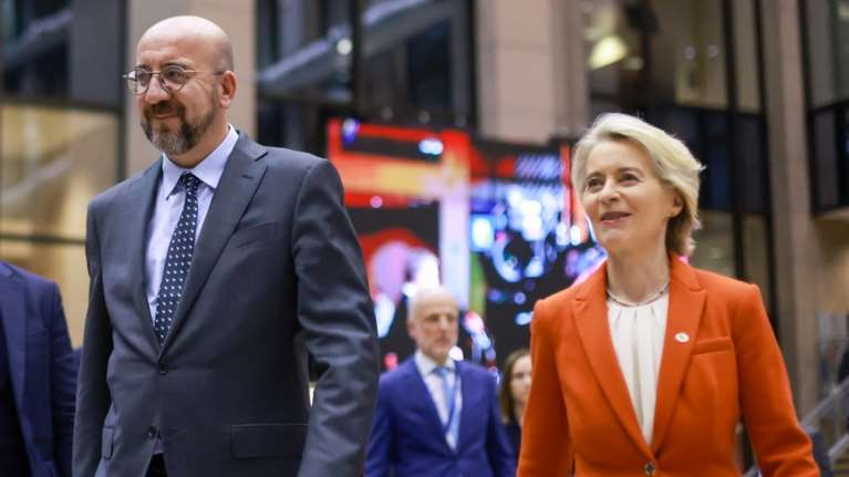 Σύνοδος Κορυφής: Διευκόλυνση, αύξηση και επιτάχυνση των επιστροφών ζητούν οι Ευρωπαίοι ηγέτες στο μεταναστευτικό