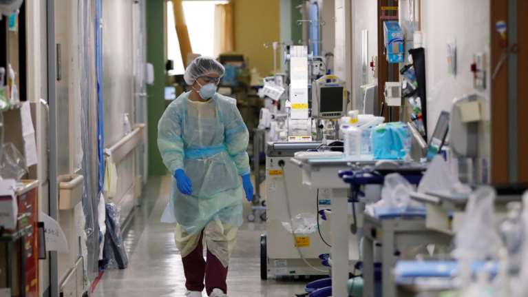 Μυστήριο με τη σύνδεση κορονοϊού και καβασάκι - &quot;Χτυπάει&quot; και 20άρηδες, όχι μόνο μικρά παιδιά