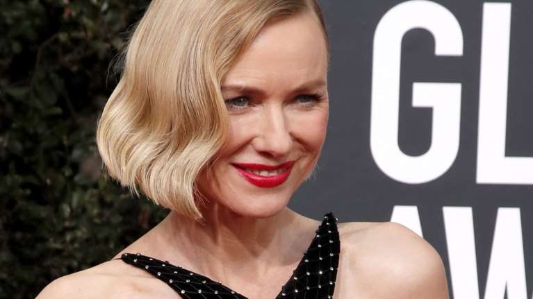 Ναόμι Γουότς: Νεαρή 52 ετών χωρίς μπότοξ - Το μυστικό μιας σταρ