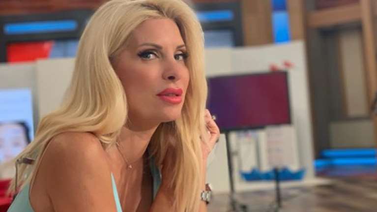 Ελένη Μενεγάκη: Το ενδιαφέρον για τους συνεργάτες της και τις νέες επαγγελματικές τους επιλογές