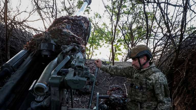 Ανάλυση Ρόιτερς: Πόσο θα βοηθήσει την Ουκρανία το πακέτο των 61 δισεκ; Δίνει χρόνο αλλά το Κίεβο χρειάζεται στρατεύματα