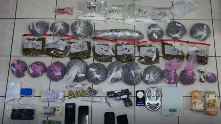 Σπείρα "έσπρωχνε" ναρκωτικά σε νυχτερινά μαγαζιά της Σαντορίνης - Πώς ψάρευαν πελάτες