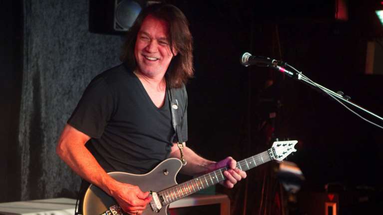 Θρήνος στη μουσική: Πέθανε ο θρύλος της ροκ, Έντι Βαν Άλεν