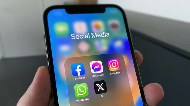 Έρχονται βαριά πρόστιμα από την Κομισιόν στο "X": "Εξαπατά τους χρήστες και παραβιάζει τους κανόνες με τα μπλε τικ"