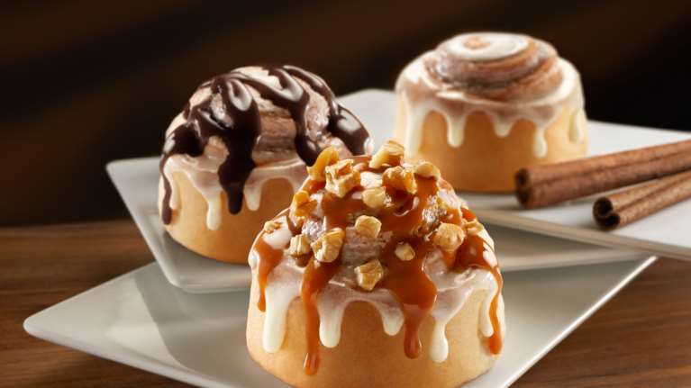 Εορτολόγιο: Ποια ονόματα γιορτάζουν σήμερα, Πέμπτη 12 Ιανουαρίου