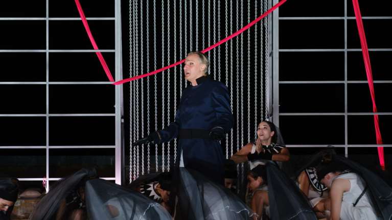 &quot;Ικέτιδες&quot;: Πρώτες φωτό από την παράσταση πριν την Επίδαυρο - Καταχειροκροτήθηκαν Τσορτέκης, Σάττι, Σακελλαρίου, Παπαληγούρα