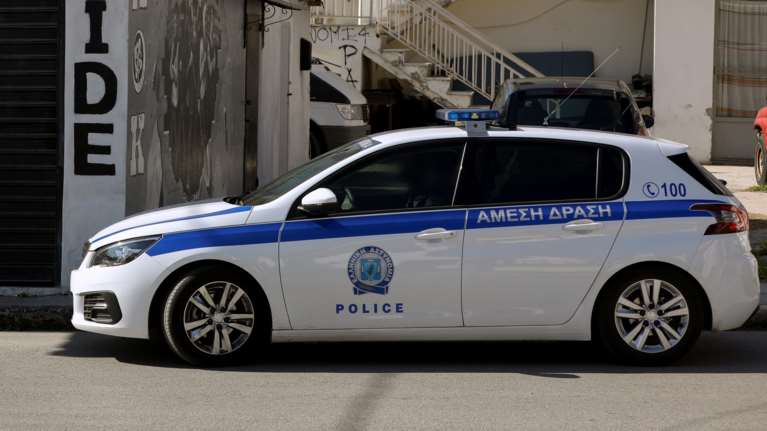 Χαλκιδική: Ξάφρισε 77.000 ευρώ από ηλικιωμένη παριστάνοντας τη δημοτική υπάλληλο