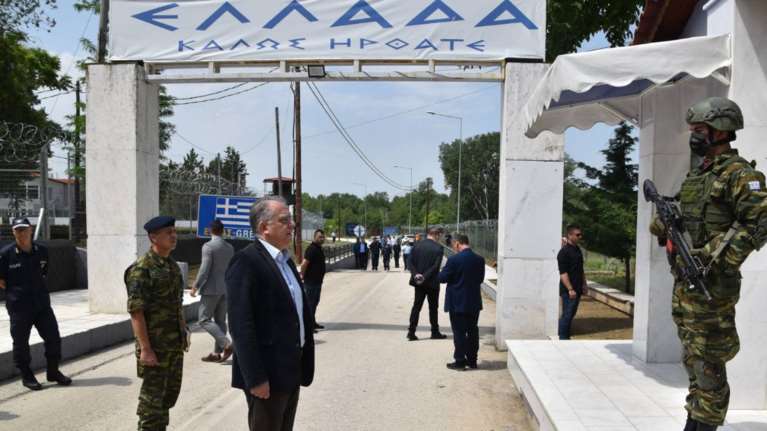 Στον Έβρο ο Τάκης Θεοδωρικάκος: Πανίσχυρη η ασπίδα προστασίας των συνόρων μας [εικόνες]