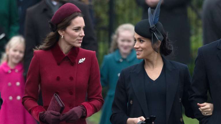 H "σνομπ" Κέιτ και η ανυπόμονη Μέγκαν: Η άνευ προηγουμένου κίνηση της βασίλισσας Ελισάβετ και ο τρόπος που αντέδρασαν