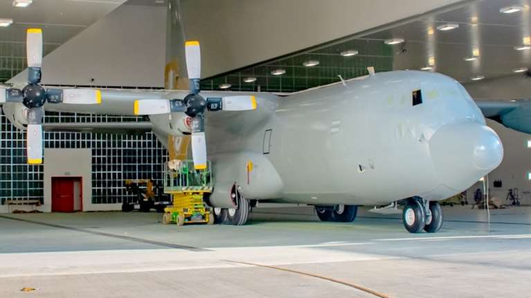 Η Ελλάδα στέλνει C-130 με ανθρωπιστική βοήθεια για τους αμάχους στη Γάζα