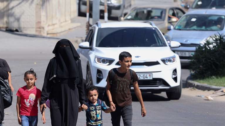 Πόλεμος στο Ισραήλ: Χιλιάδες άμαχοι εγκαταλείπουν τη βόρεια Γάζα μετά το τελεσίγραφο για την εκκένωση [Εικόνες - Βίντεο]