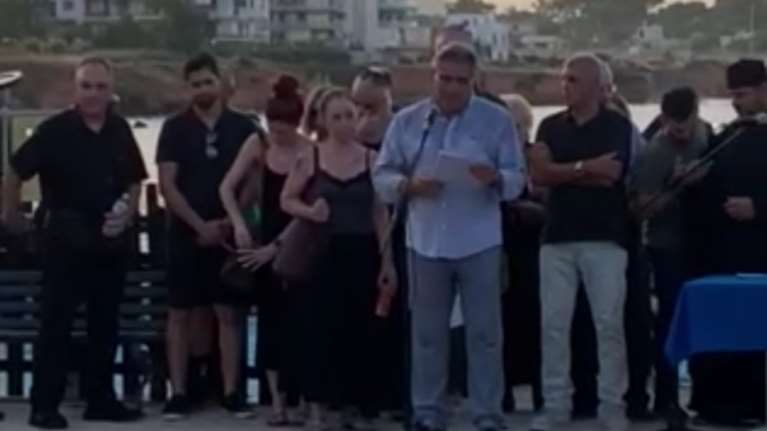 Τραγωδία στο Μάτι: Ξεσπούν οι επιζώντες για την εκκένωση 19.000 στην Ρόδο - "Σε εμάς δεν έγινε καμία διάσωση"