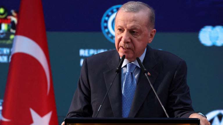 Ο Ερντογάν τα έβαλε και με τους ΛΟΑΤΚΙ: "Είναι εχθροί της ανθρωπότητας, των γυναικών και των παιδιών"