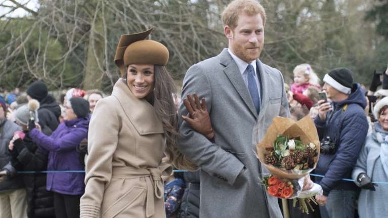 Μέγκαν Μαρκλ: Η αποκάλυψη για τα Χριστούγεννα που πέρασε με τους royals - Το δείπνο και το απρόοπτο με τον παππού του Χάρι
