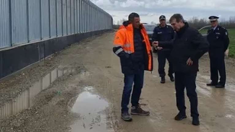 Αυτοψία Χρυσοχοΐδη στον Έβρο: Επεκτείνεται ο φράκτης κατά 35 χιλιόμετρα, &quot;θωρακίζονται τα σύνορά μας&quot; [βίντεο]