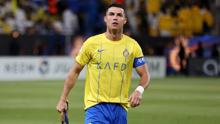 Forbes: Αυτοί είναι οι 10 πιο ακριβοπληρωμένοι ποδοσφαιριστές για το 2023 - Στην κορυφή Ρονάλντο και Μέσι