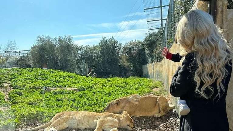 Κωνσταντίνα Σπυροπούλου: Οι πρώτες γιορτές με τον μικρό Βλάσση και η βόλτα στον ζωολογικό κήπο