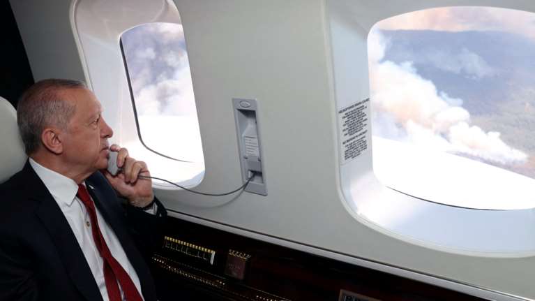 Αμερικανοί αξιωματούχοι στους FT: Το ΝΑΤΟ θα πρέπει να είναι έτοιμο να αναστείλει τη συμμετοχή της Τουρκίας στη Συμμαχία