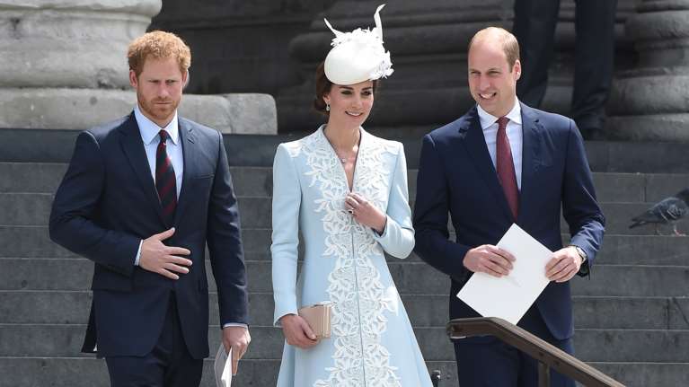 Μετανιωμένος ο πρίγκιπας Χάρι: Οι προσβολές προς την Κέιτ Μίντλετον και ο λόγος που τώρα νιώθει άσχημα απέναντί της