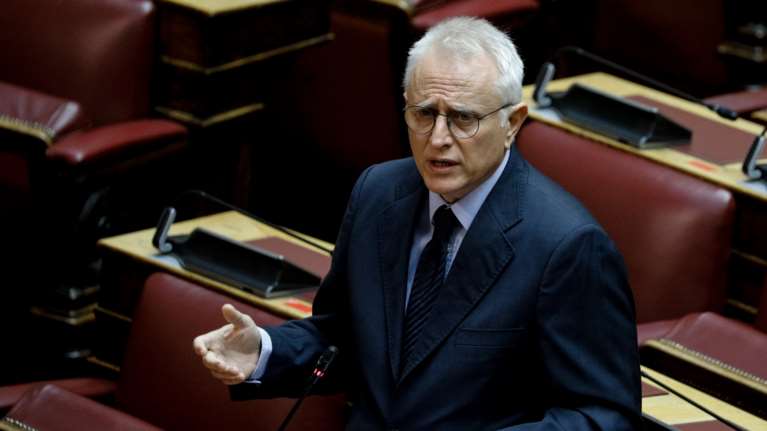 Απάντηση Ραγκούση σε Κεγκέρογλου για τα δάνεια του ΠΑΣΟΚ: Συκοφαντείς τον Παπανδρέου