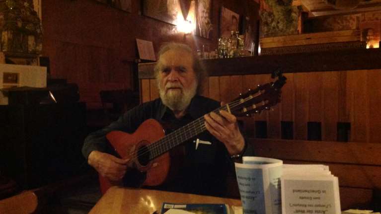 Πέθανε ο πασίγνωστος ηθοποιός στη Γερμανία, Κώστας Παπαναστασίου - Ιδιοκτήτης του εμβληματικού εστιατορίου &quot;Terzo Mondo&quot;