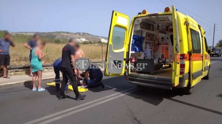 Σοβαρό τροχαίο με τραυματία ντελιβερά στα Χανιά [εικόνες]