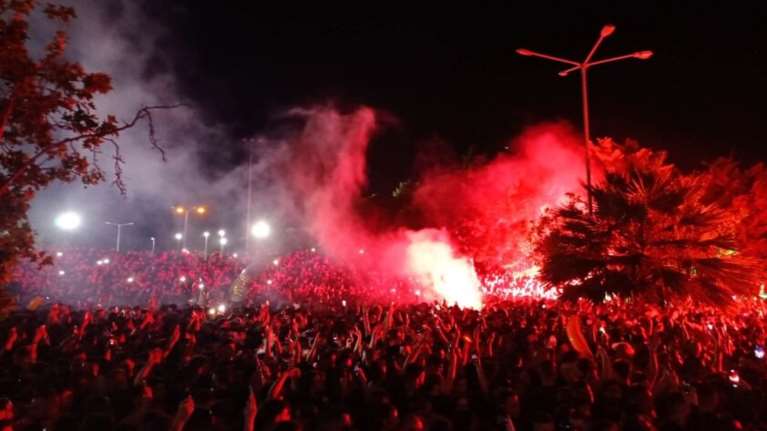 Πάρτι στον Βόλο: &quot;Έκαναν εμετούς, τους έπαιρναν τα ασθενοφόρα&quot; - Σοκάρουν οι περιγραφές φοιτητών [Βίντεο]