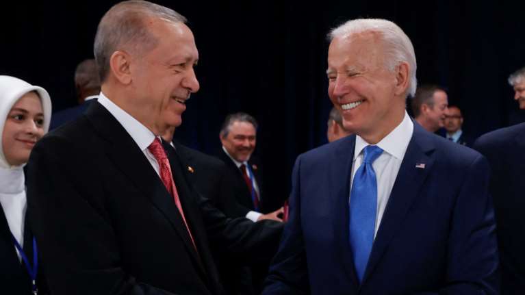 Ντελίριο μεγαλομανίας Ερντογάν για τη συνάντηση με τον πρόεδρο των ΗΠΑ: Αν αυτός είναι ο Μπάιντεν, εγώ είμαι ο Ερντογάν