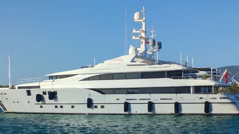 Φωτιά στην Ύδρα: Στον Εισαγγελέα σήμερα οι 13 συλληφθέντες της θαλαμηγού - Η διχογνωμία των Αρχών και το σενάριο που εξετάζουν