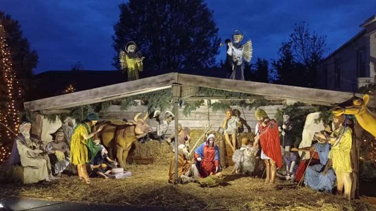 Στην Θεσσαλονίκη η μεγαλύτερη φάτνη της Ευρώπης - Εντυπωσιάζει το παλάτι του Ηρώδη [βίντεο]