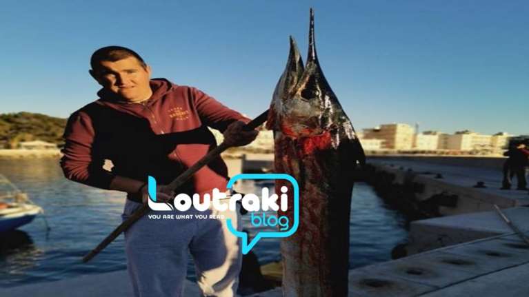 Ψάρεψε στο Λουτράκι βασιλική ζαργάνα... ίσα με το μπόι του [εικόνες]