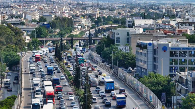 Κόμβος Σκαραμαγκά: Ξεκολλάει το στοιχειωμένο έργο για να δώσει λύση στο κυκλοφοριακό χάος
