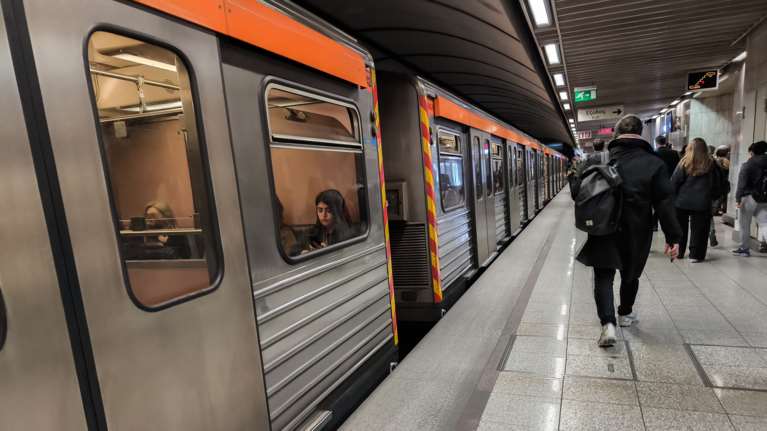 Πρωτοχρονιά: Πώς θα κινηθούν τα Μέσα Μαζικής Μεταφοράς την παραμονή και ανήμερα