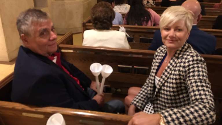 Γιώργος Τράγκας: Αρνείται τις κατηγορίες η σύζυγός του, Μαρία Καρρά - Τι απαντά για την περιουσία των 100 εκατ. ευρώ [Βίντεο]