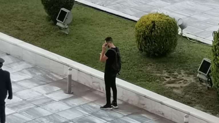 Σκληρή απάντηση Χρυσοχοΐδη στην καταγγελία Βούτση για τον ασφαλίτη στο προαύλιο της Βουλής: Μιλάει σαν εκπρόσωπος των μπάχαλων [εικόνα]