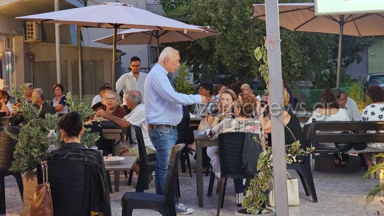 Χανιά: Ο Στέφανος Κασσελάκης έδιωξε τους δημοσιογράφους από το γλέντι για τον γάμο του [εικόνες]