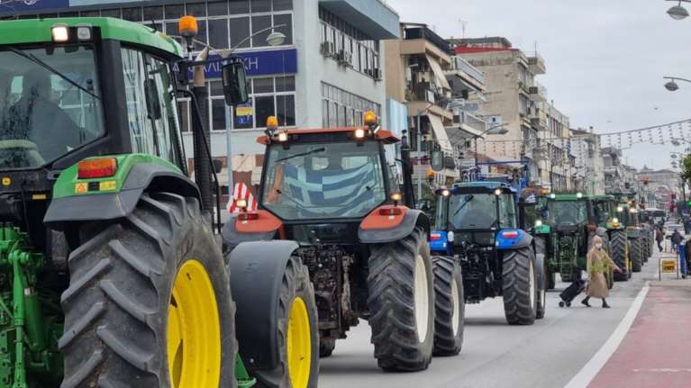 Βγάζουν τα τρακτέρ στους δρόμους οι αγρότες - Δύο μπλόκα σε Καρδίτσα και Λάρισα την Πέμπτη