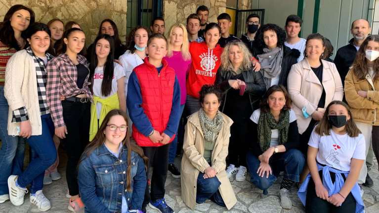 JA Greece: Μαθητές της Λαμπείας Ηλείας έφτιαξαν ιστοσελίδα με συνταγές - &quot;Μέντοράς&quot; τους ο Άκης Σκέρτσος