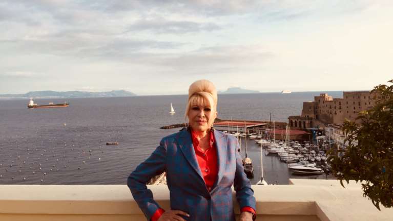 Ιβάνα Τραμπ: Σκοτώθηκε πέφτοντας από τις σκάλες του σπιτιού της - Τι αναφέρει ο ιατροδικαστής [εικόνες]