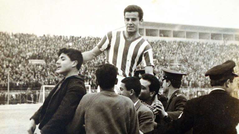 Πένθος στον Ολυμπιακό: Έφυγε από τη ζωή ο Μίμης Στεφανάκος