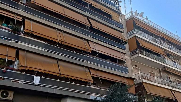 Σοκ στην Καλλιθέα: Πέθανε η 7χρονη Αγγελίνα που πέρασε μέσα από τη τζαμαρία - Συνελήφθη η 37χρονη θεία της