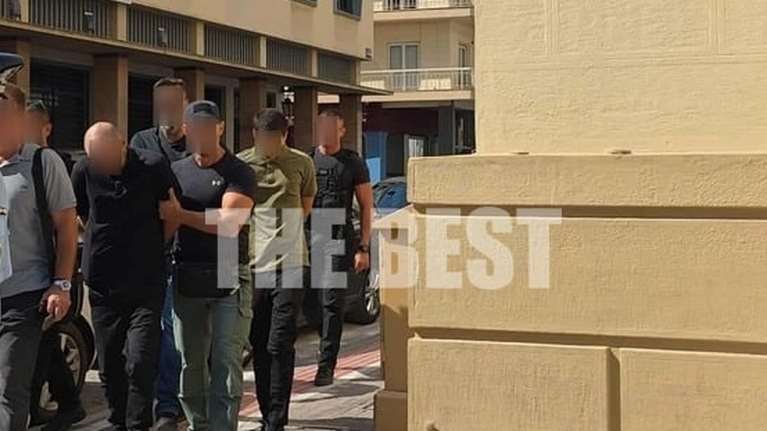 Αχαΐα - Στα δικαστήρια της Πάτρας οι κατηγορούμενοι για τη φωτιά στα Συχαινά - Απολογούνται ο 19χρονος και ο 27χρονος