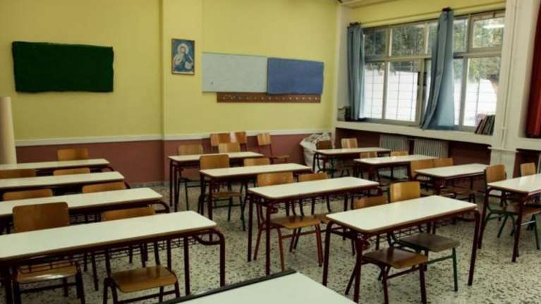 Κορονοϊός: Κλείνει σχολείο στη Βουλιαγμένη - Εκπαιδευτικός βρέθηκε θετικός